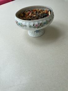 Anysley white Tudor bowl