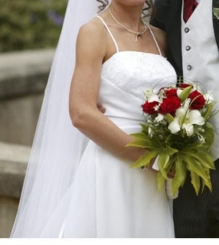 Amanda Wyatt Wedding Dress