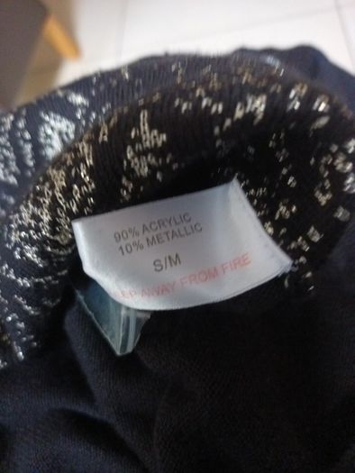 Mudflower Black Jumper.  S.  S-M - 12.  New.