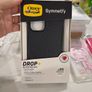 IPhone 13 cases and screen protectors bundle Image 3