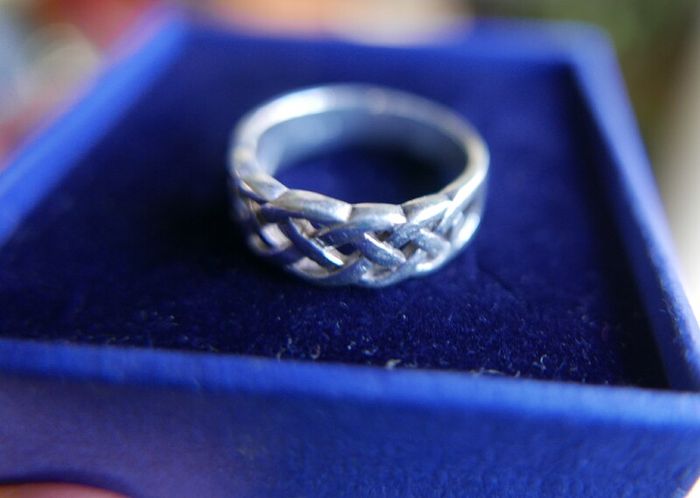 Sterling Silver 925 Celtic Knot Ring size L