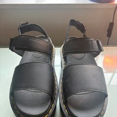 Dr Martin's Black Sandal