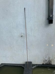 Tie brace support bar for cast iron garden bench