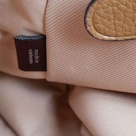 coach handbag (authentic)