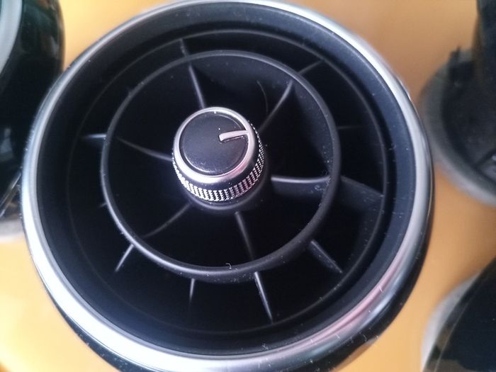 Audi A1 Dash Vents