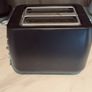 2-Slice Toaster (Black) Image 2