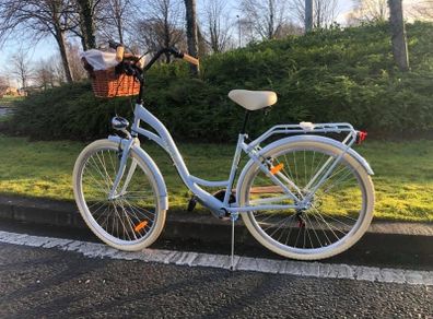 New Ladies Bike / Basket / Shimmano Gears / Delivery