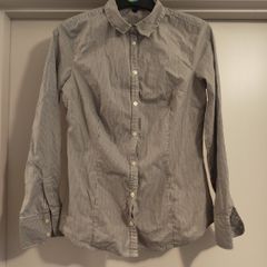 Women Shirt size S stile beneton