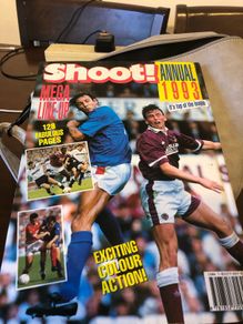 Book Vintage annuals