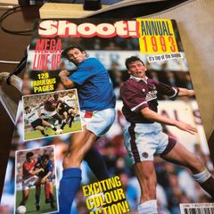 Book Vintage annuals