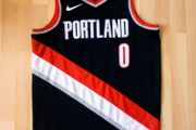 Damian Lillard Portland Trail Blazers Black Swingman Nike Jersey Size 44(medium)