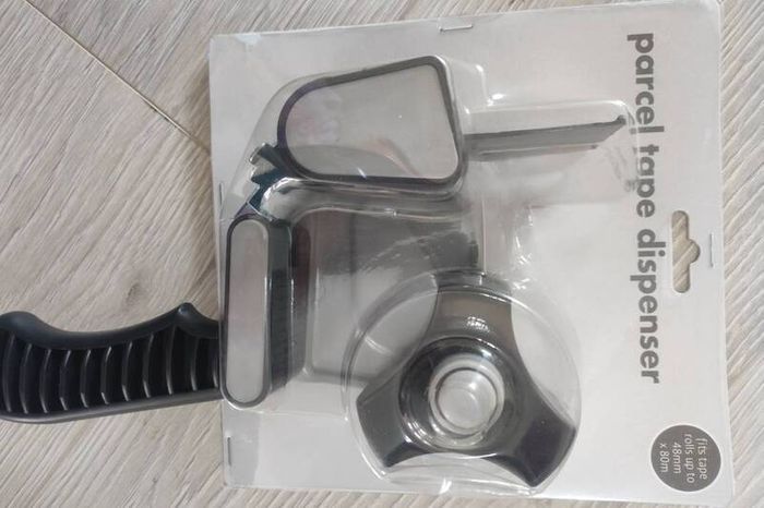 parcel tape dispenser