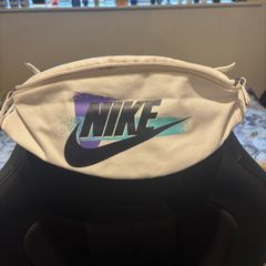 White Nike bumbag/Hip pack