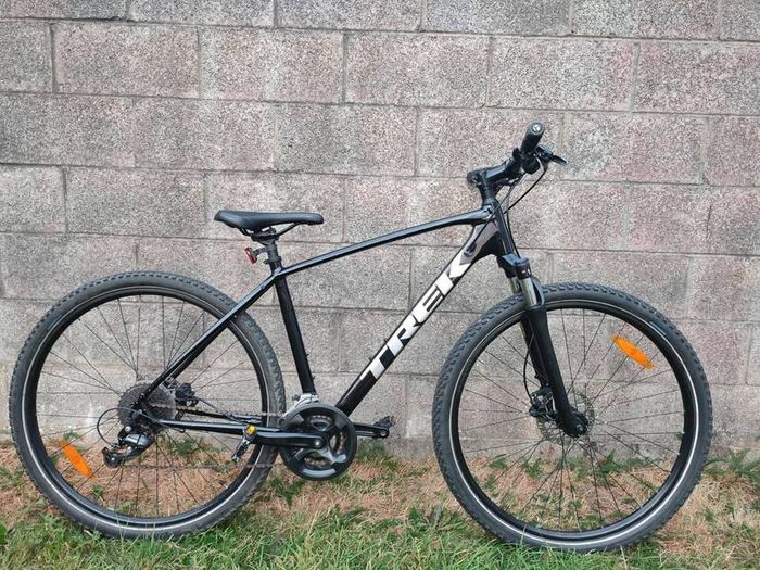 TREK Dual Sport 2