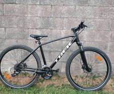 TREK Dual Sport 2