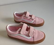 For Teen: Vans Old Skool V children's trainers UK3
