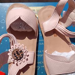 Children's shoes