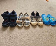 kids shoes size 9