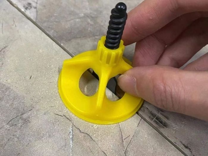 Tile levelling System Spin Master