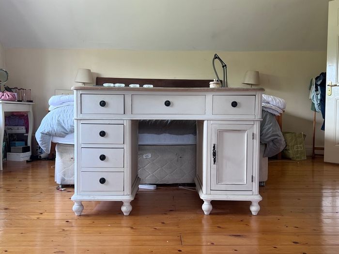 Large Country-Style Desk | 7 Drawers & Cupboard