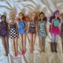 Barbie Ultimate Closet Playset Bundle  6 Dolls, Clothes & Image 2