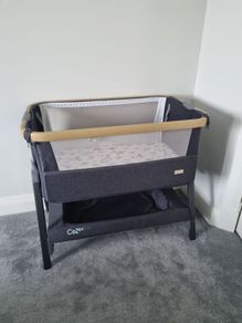 Tutti bambini CozeeLite bedside cot