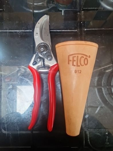 Felco and harden secateurs