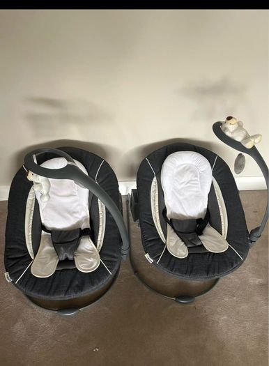 Hauck Alpha twin bouncers