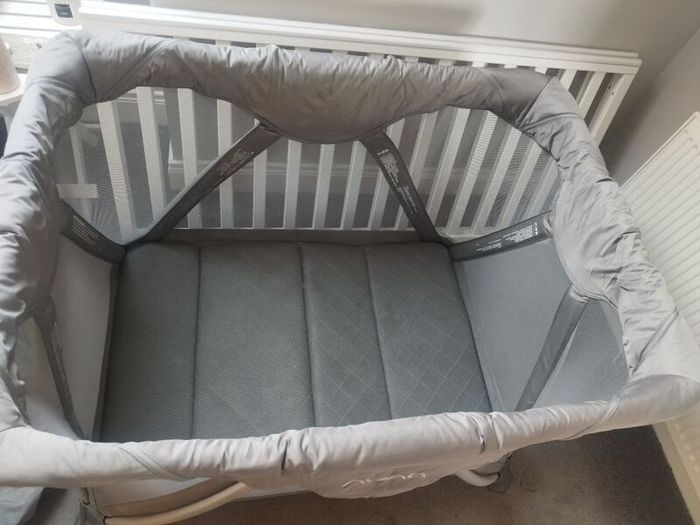 travel cot