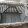 travel cot Image 5