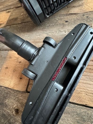 Russell Hobbs Vacuum Cleaner
