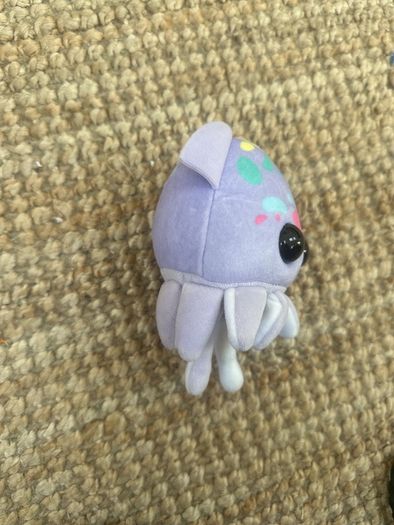 Fluffy toy squid.