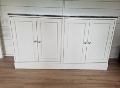 Solid wood dresser unit