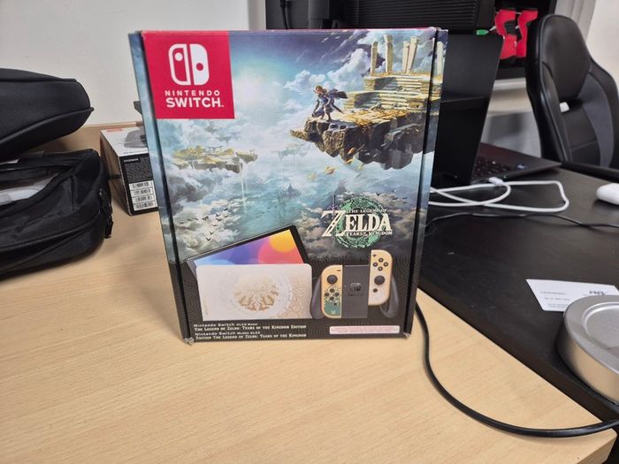 Nintendo Switch OLED: Tears of the Kingdom edition