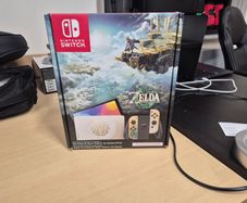 Nintendo Switch OLED: Tears of the Kingdom edition