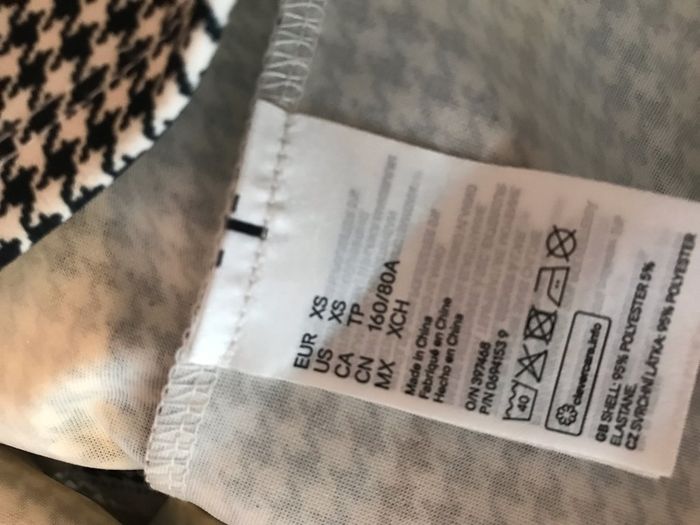 H&M houndstooth top