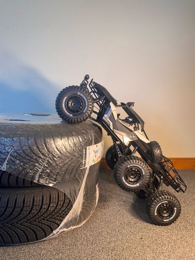 1:6 RC car