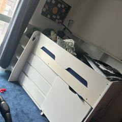 bunk bed