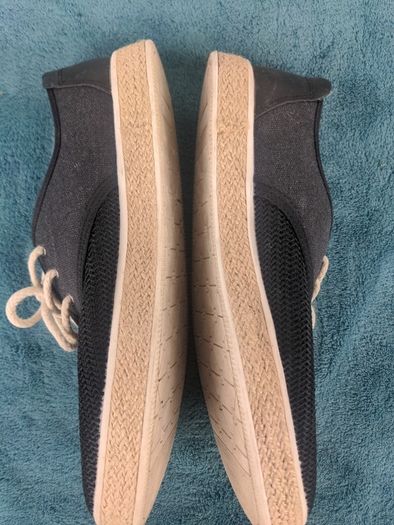 Mens/older boys plimsoles