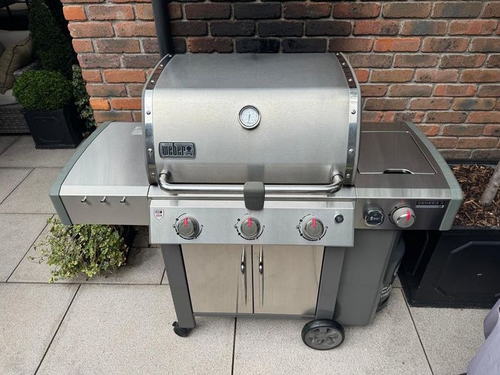 WEBER stainless Genesis II LX S-340 GBS Gas Grill
