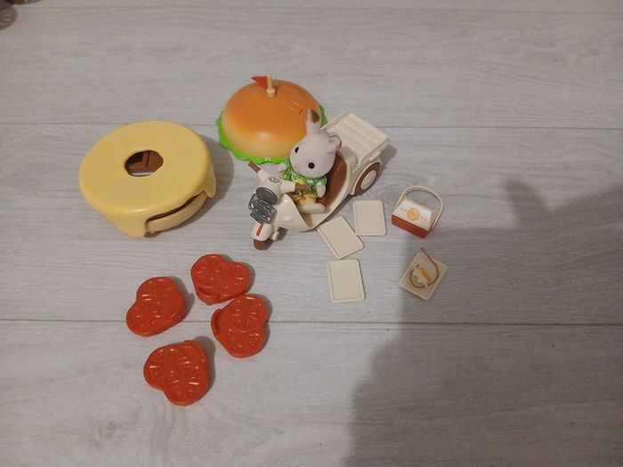 Sylvanian Families Hamburger Stand set