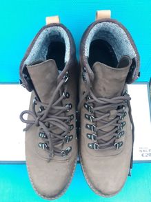 Boots Clarks