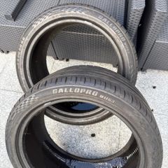 275/35/19 runflat