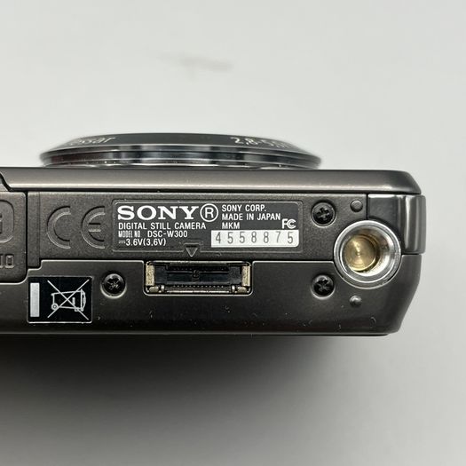 Sony DSC-W300 13.6MP Digital Camera Titanium - Full Kit