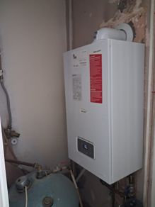 Condensing gas boiler