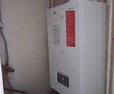 Condensing gas boiler