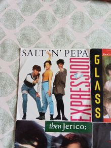 Bundle of 9 vinyl singles,All uk releases