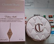Charlotte Tilbury Pillow Talk Beautifying Cushion Foundation in 1N Fair Clair