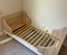 Mamas and Papas toddler bed