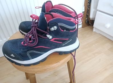 Ladies hiking boots